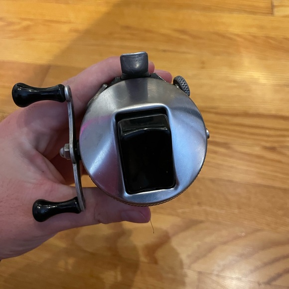 Made in USA Spinner Reel - Picture 4 of 5